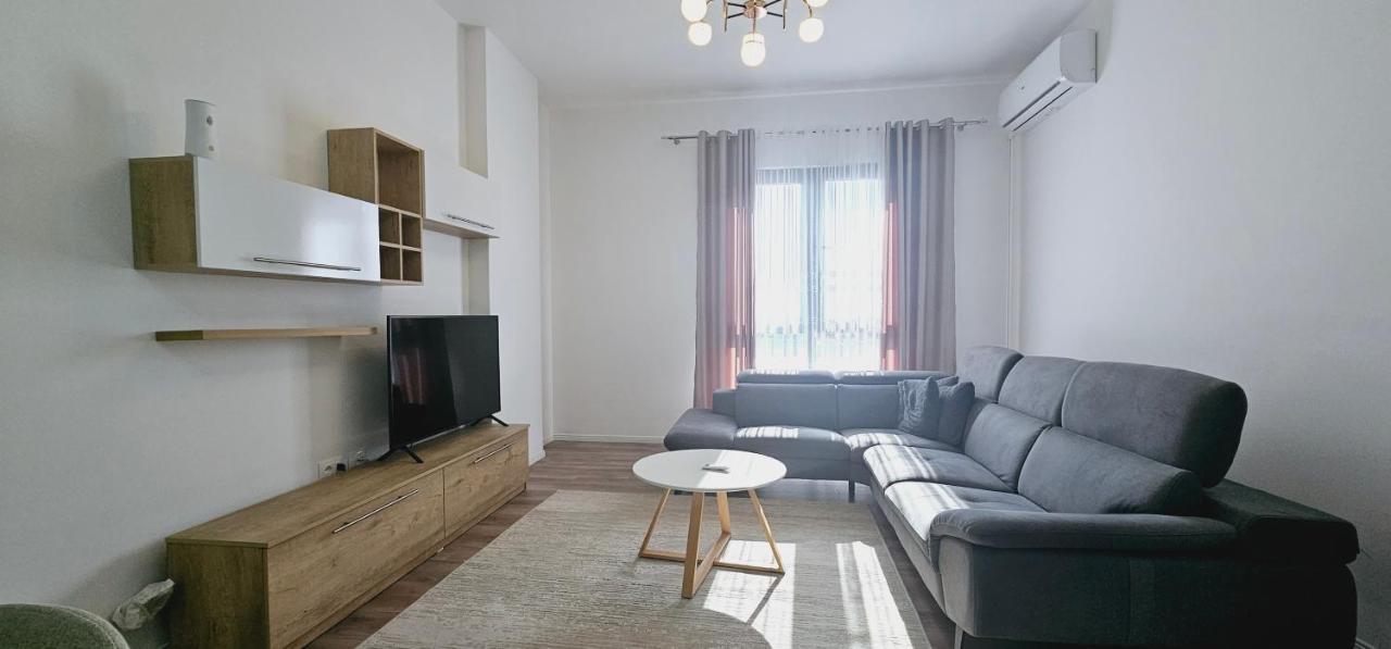 شقة Myhouse At 21 Dhjetori تيرانا المظهر الخارجي الصورة