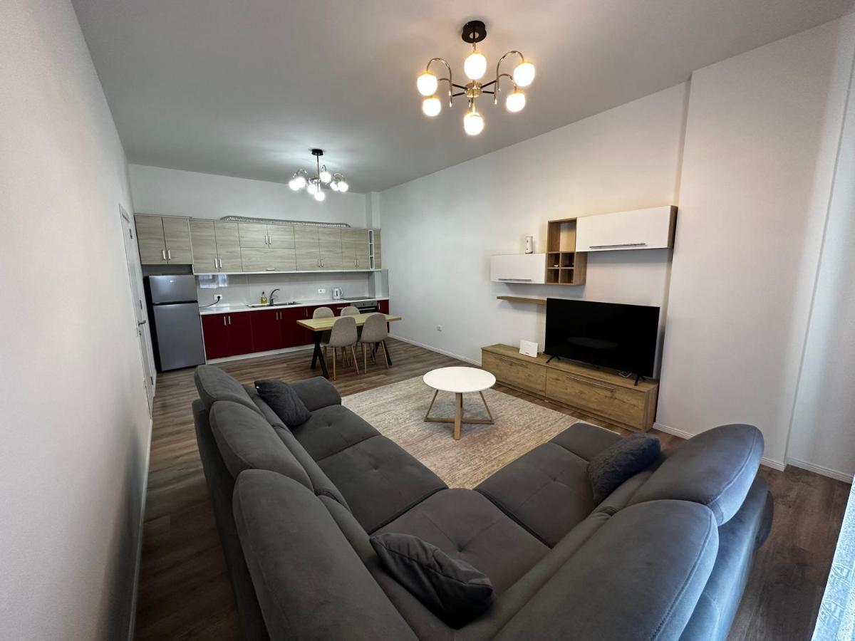 شقة Myhouse At 21 Dhjetori تيرانا المظهر الخارجي الصورة